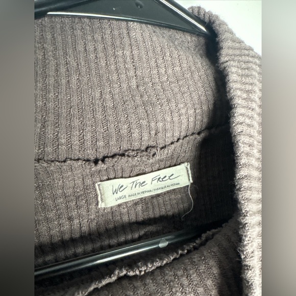 Free People We The Free Moon Daisy Thermal Pullover Horseshoe Large Sweater - Picture 8 of 12